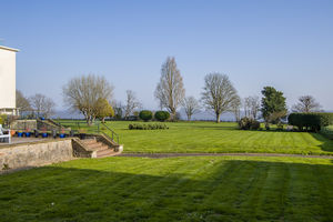 Photo 25- click for photo gallery